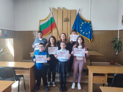 Участие в международен конкус за детска рисунка “С очите си видях беда”  1