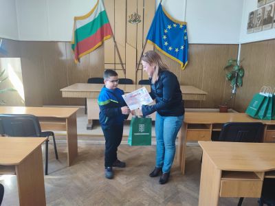 Участие в международен конкус за детска рисунка “С очите си видях беда”  5