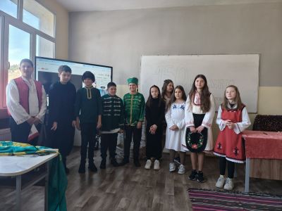 "ЗНАМЕТО НА СВОБОДАТА"-интегриран урок по история и музика 5